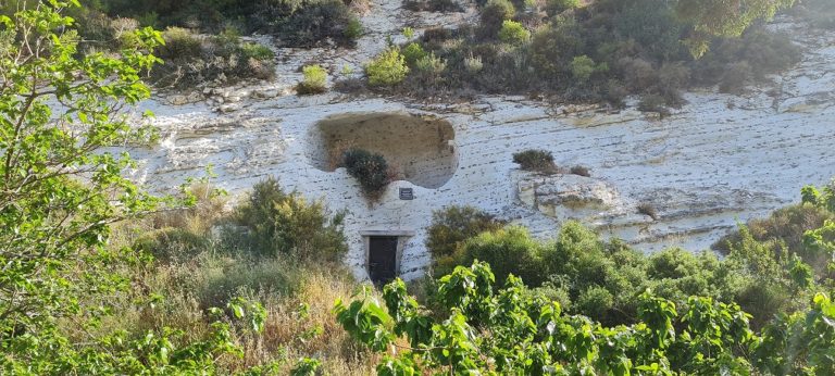 נחל שיח בוסתן כיאט חיפה