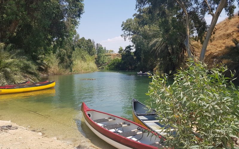 רוב רוי – שייט קיאקים על הירדן בצפון
