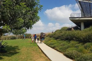 מצפור ויקר ואגמון חפר