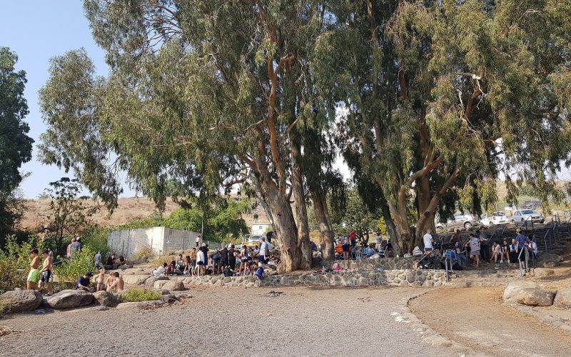 דיר עזיז ומעיין עין כנף