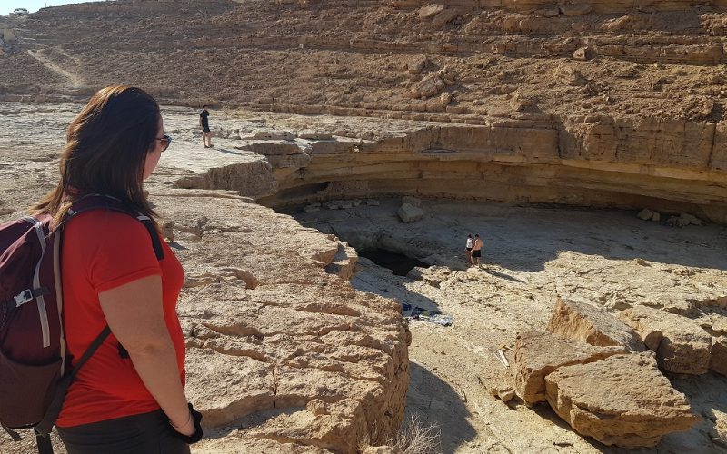 גב ילק – טיול קצר בלב מכתש רמון