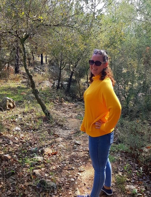 יער קרן הכרמל – שביל המערות וחורבת חרמש