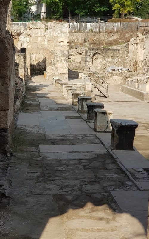 עין ג'ונס והמרחצאות הרומיים סמוך לחמת גדר