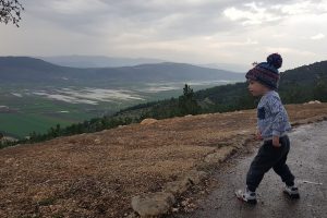 תצפית על בקעת נטופה בדרך נוף הר תורען