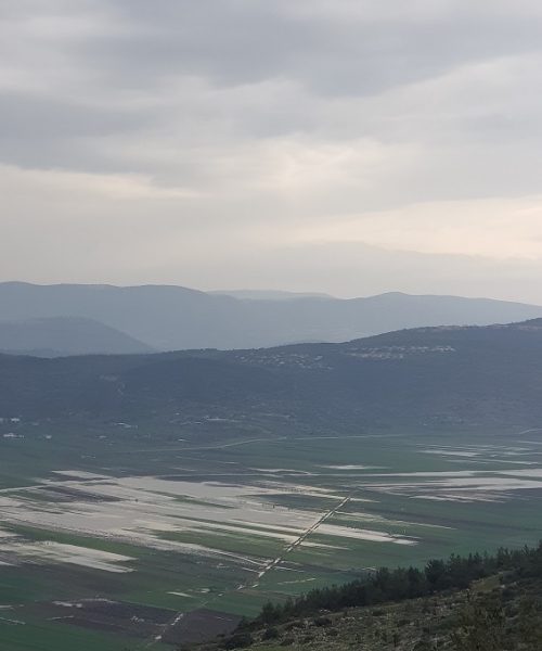 תצפית על בקעת נטופה בדרך נוף הר תורען