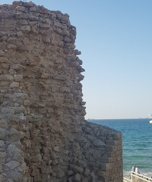 מצודת אשדוד ים וחוף המצודה – קלעת אל-מינה