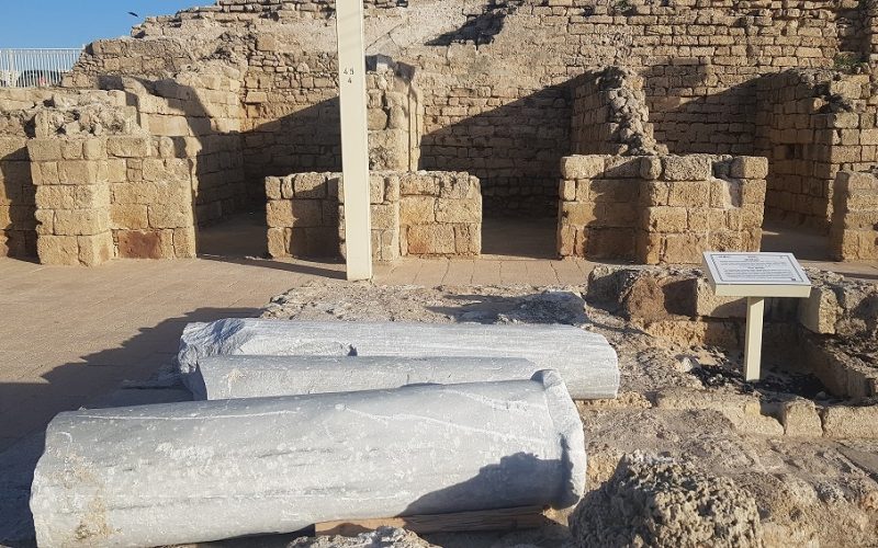 מצודת אשדוד ים וחוף המצודה – קלעת אל-מינה