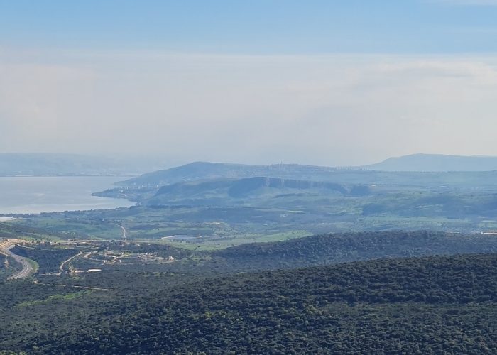 מצפה כנרת במושב אמירים – תצפית מרהיבה על הרי הגליל והכנרת