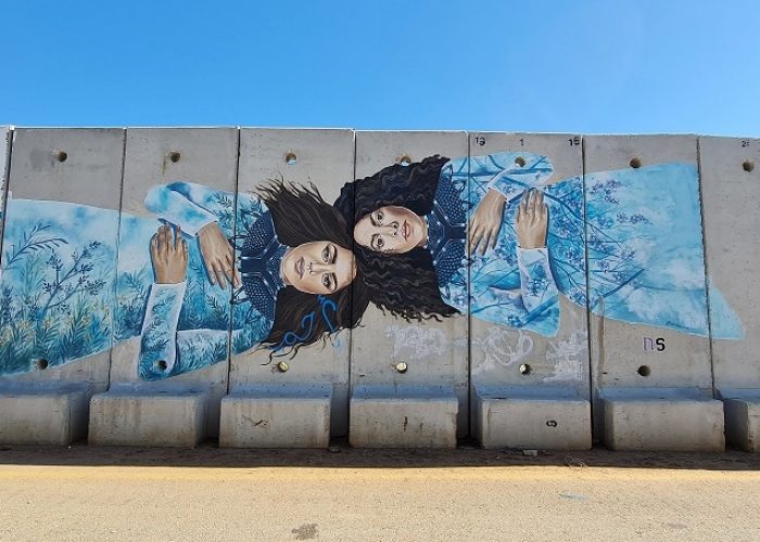 פרויקט "קירות מדברים" בשתולה