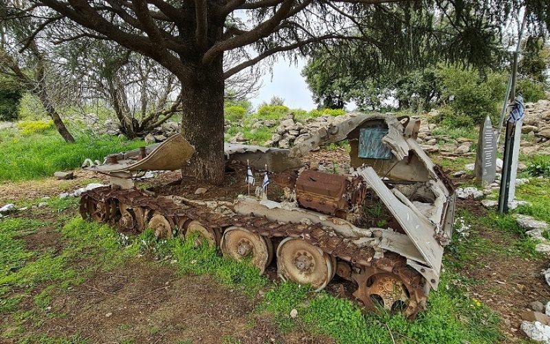 אנדרטת הנגמ"ש התאנה והארז – מלחמת יום הכיפורים