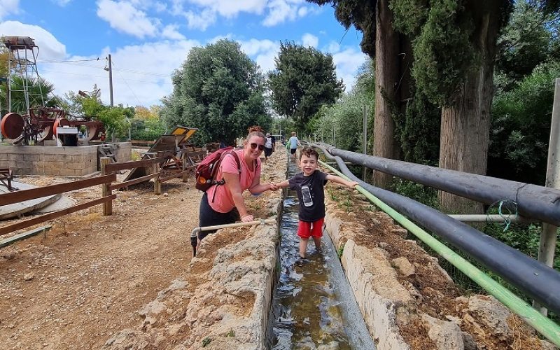 אמת המים רגבה – אתר פרשת המים