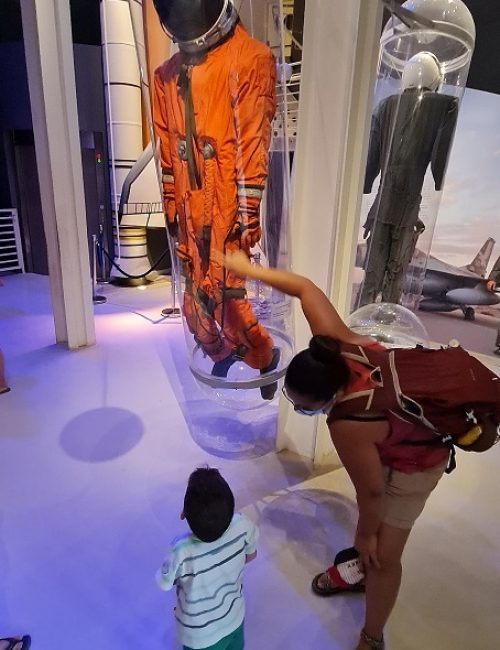 מרכז מבקרים על שם אילן רמון