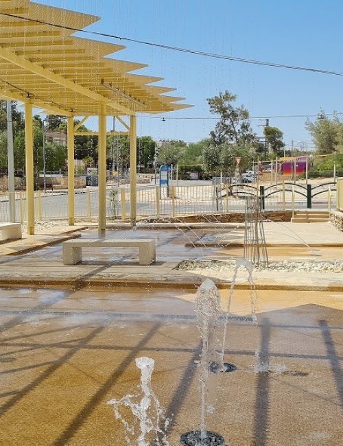 פארק הקשת מצפה רמון – על שם בוני ונורמן וויס