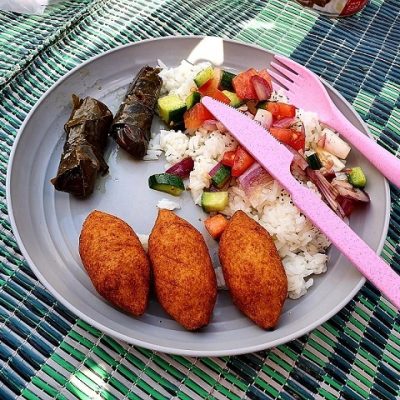 סט 5 צלחות עשויות במבוק הנחות בשביל המשפחה