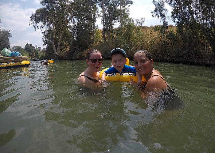 רוב רוי – שייט קיאקים על הירדן בצפון