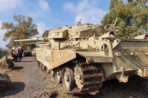 טנקים, מטוסים ואוניות - אטרקציה לילדים