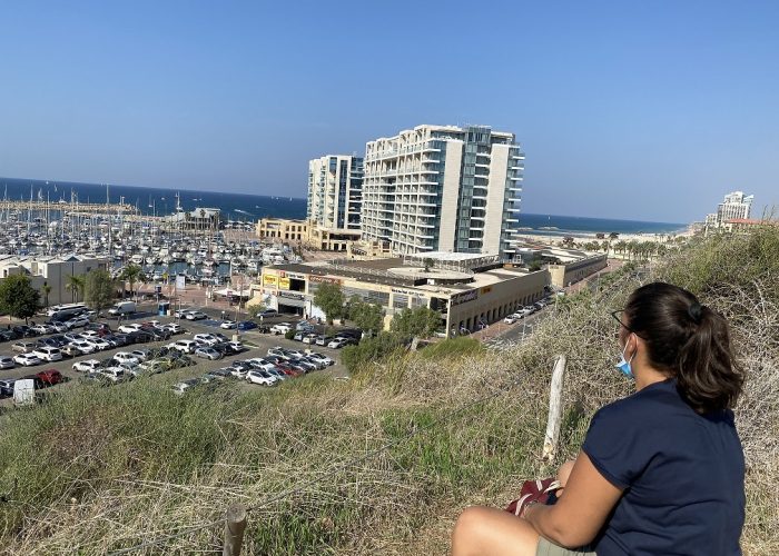 תל מיכל – טיול פריחה ותצפית על מרינה הרצליה