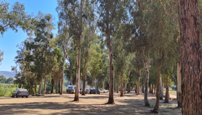 חניון נופש גשר להבות – חניון יום ולילה חינמי