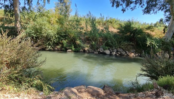 חניון נופש גשר להבות – חניון יום ולילה חינמי